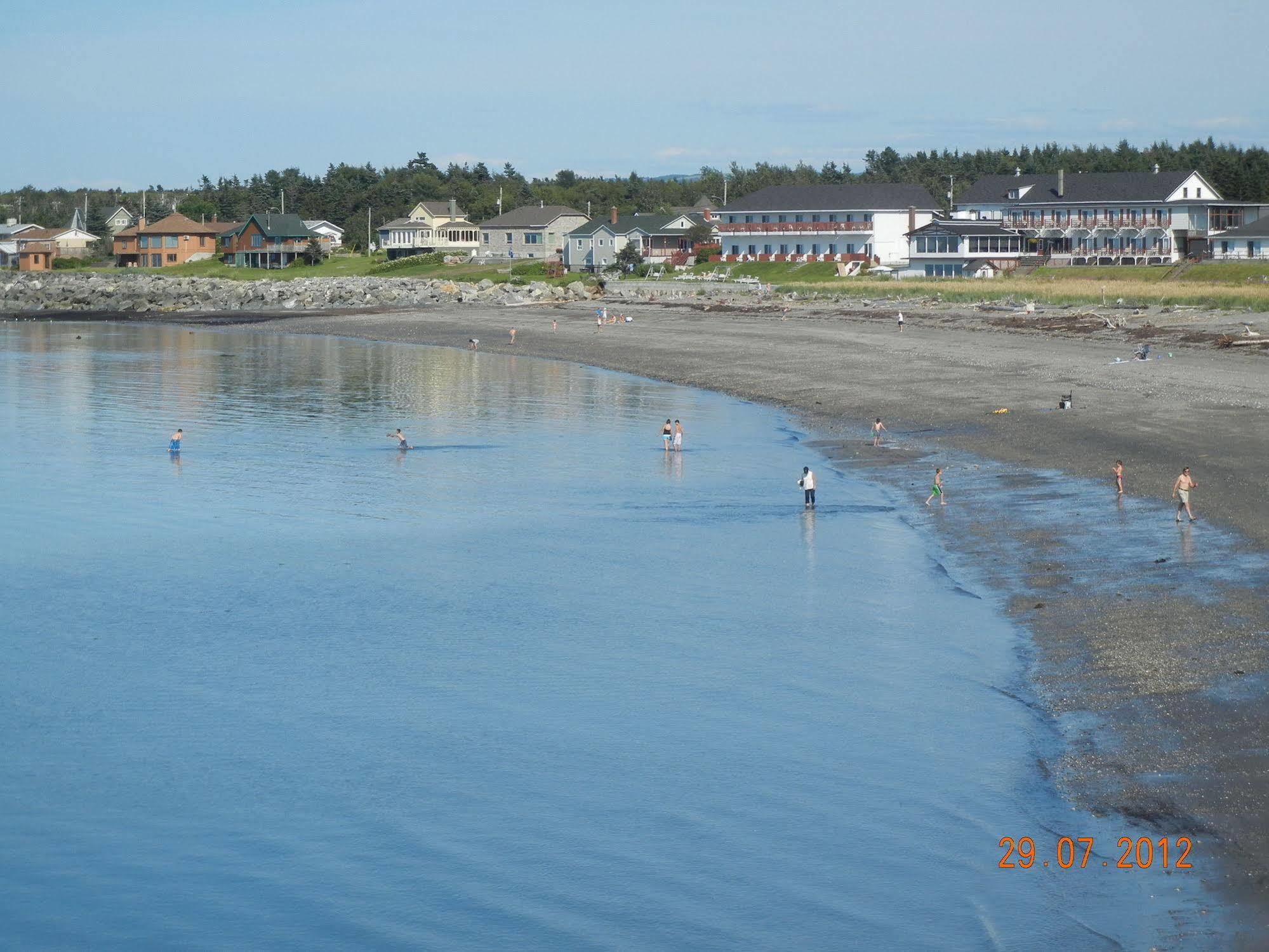 Hotel Motel Belle Plage Matane Luaran gambar